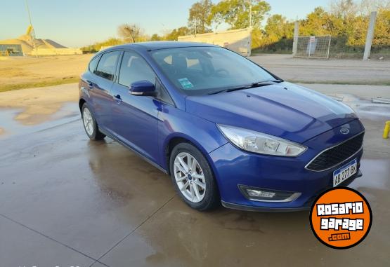 Autos - Ford Focus 2017 Nafta 94600Km - En Venta