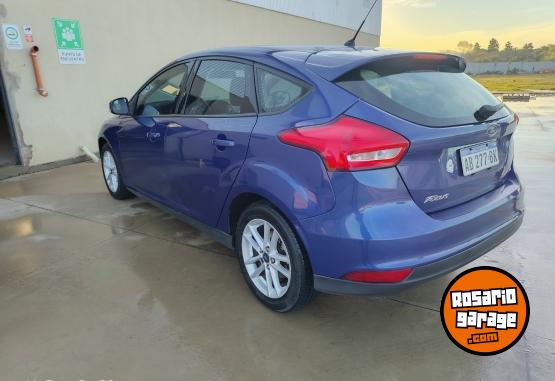 Autos - Ford Focus 2017 Nafta 94600Km - En Venta
