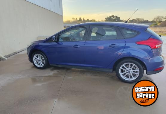 Autos - Ford Focus 2017 Nafta 94600Km - En Venta