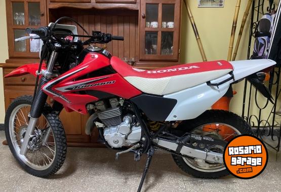 Motos - Honda Tornado 2016 Nafta 38000Km - En Venta