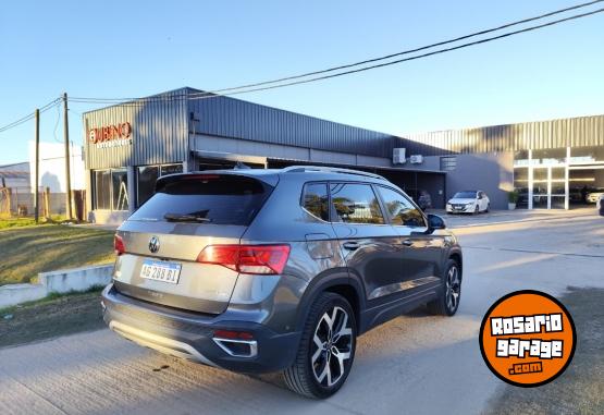 Autos - Volkswagen Taos Highline 250 TSI AT 2024 Nafta 49800Km - En Venta