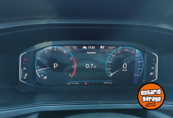 Autos - Volkswagen Taos Highline 250 TSI AT 2024 Nafta 49800Km - En Venta
