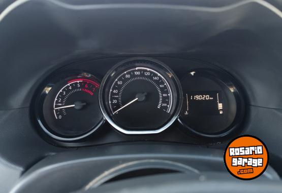 Camionetas - Renault Oroch Outsider Plus 2.0MT 2021 Nafta 119000Km - En Venta