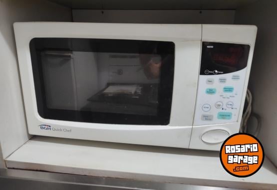 Hogar - Microondas BGH quick chef usado - En Venta