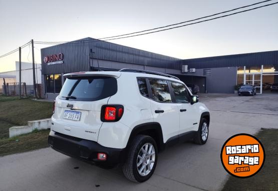 Camionetas - Jeep Renegade Sport 1.8 AT 2022 Nafta 70000Km - En Venta