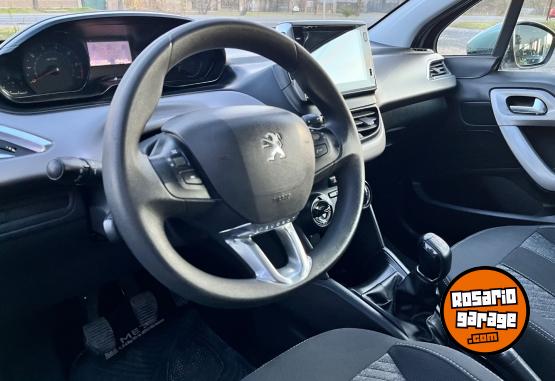 Autos - Peugeot 208 allure 2018 Nafta 67000Km - En Venta