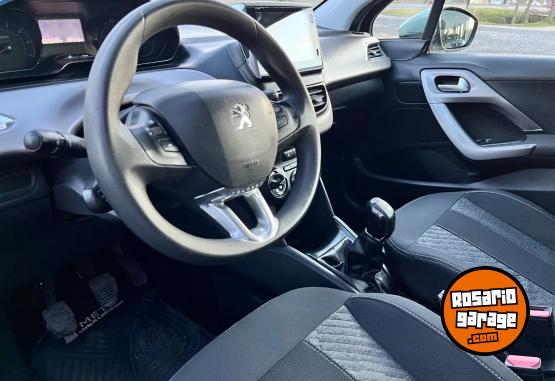 Autos - Peugeot 208 allure 2018 Nafta 67000Km - En Venta
