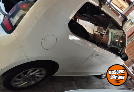 Autos - Volkswagen Up High 2018 Nafta 76000Km - En Venta