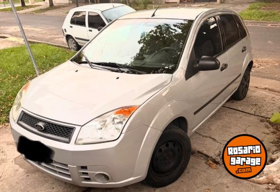 Autos - Ford Fiesta Ambiente 2010 Nafta 87000Km - En Venta