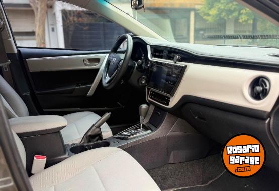 Autos - Toyota Corolla 2019 Nafta 180000Km - En Venta