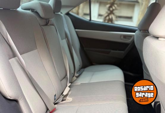 Autos - Toyota Corolla 2019 Nafta 180000Km - En Venta
