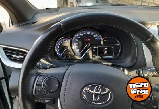 Autos - Toyota Yaris XLS 2021 Nafta 75000Km - En Venta