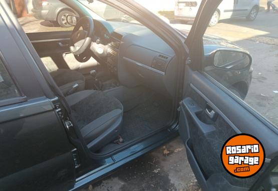 Autos - Fiat Palio face 3 2009 Nafta 220000Km - En Venta