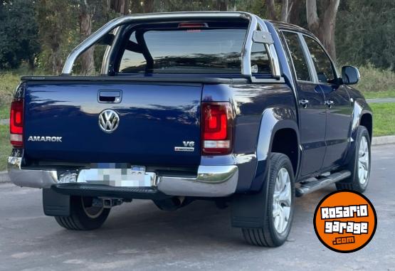 Camionetas - Volkswagen AMAROK V6 HIGHLINE 2023 Diesel 67000Km - En Venta