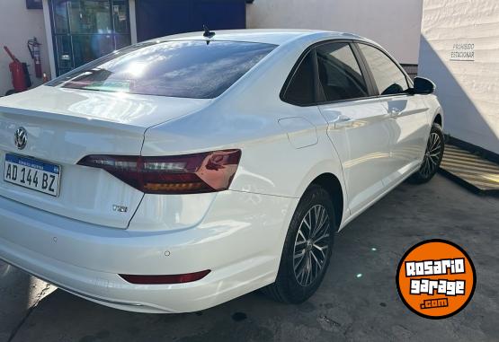 Autos - Volkswagen Vento confortline 1.4 TSI 2018 Nafta 115000Km - En Venta