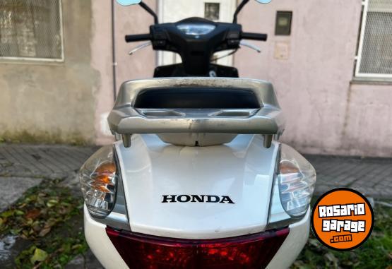 Motos - Honda Elite 2016 Nafta 26000Km - En Venta