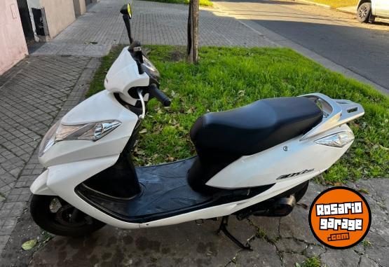 Motos - Honda Elite 2016 Nafta 26000Km - En Venta