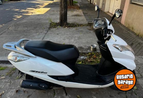 Motos - Honda Elite 2016 Nafta 26000Km - En Venta