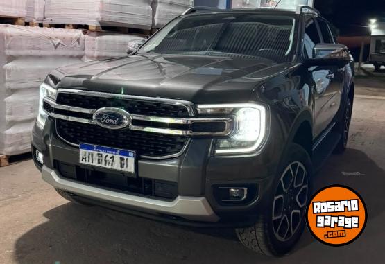 Camionetas - Ford Ranger V6 Limited 2025 Diesel 35000Km - En Venta