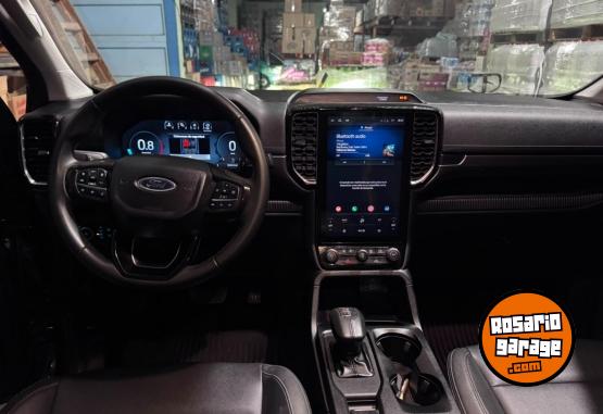 Camionetas - Ford Ranger V6 Limited 2025 Diesel 35000Km - En Venta