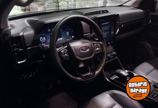 Camionetas - Ford Ranger V6 Limited 2025 Diesel 35000Km - En Venta