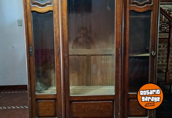 Hogar - Vendo antiguo ropero - En Venta