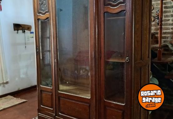 Hogar - Vendo antiguo ropero - En Venta