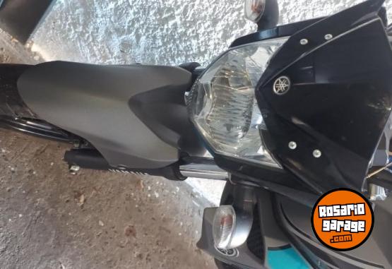 Motos - Yamaha Se fi 2022 Nafta 17500Km - En Venta