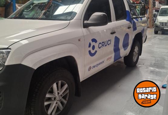 Camionetas - Volkswagen Amarok trendline tdi 140c 2023 Diesel 70000Km - En Venta