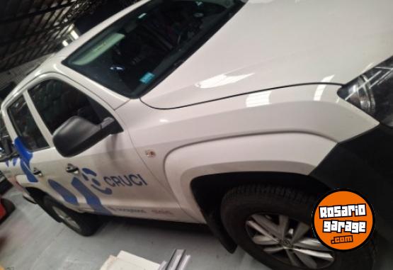 Camionetas - Volkswagen Amarok trendline tdi 140c 2023 Diesel 70000Km - En Venta