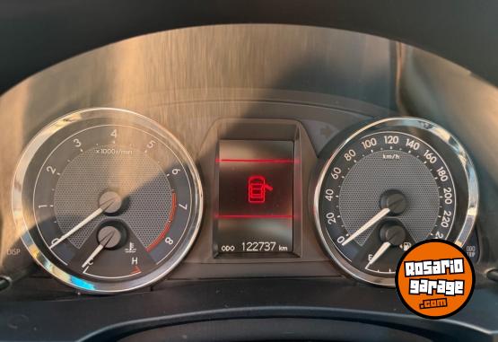 Autos - Toyota Corolla 2017 Nafta 120000Km - En Venta