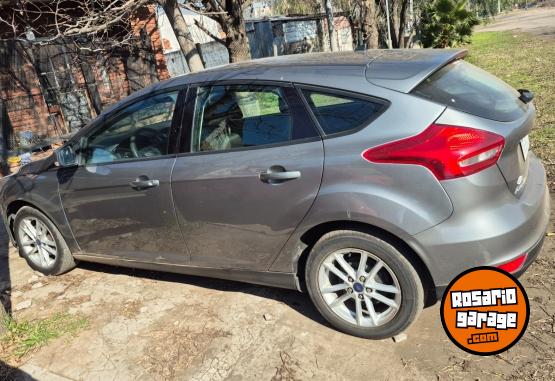 Autos - Ford focus 2016 GNC 182000Km - En Venta