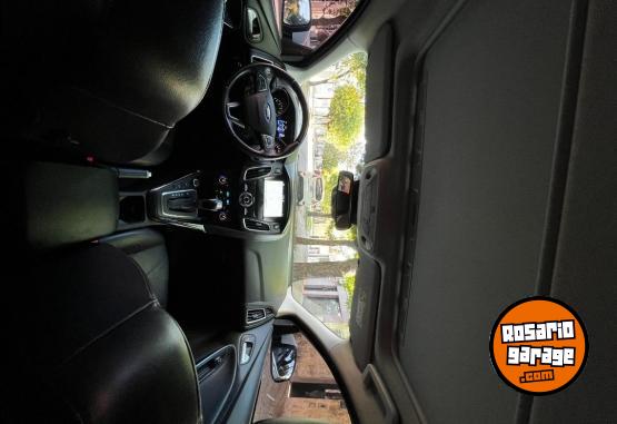 Autos - Ford Focus Titanium 5p 2018 Nafta 126000Km - En Venta