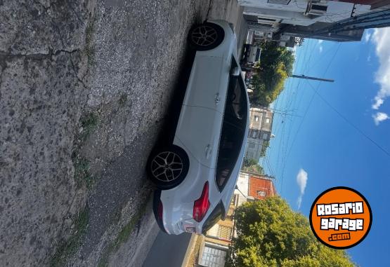 Autos - Ford Focus Titanium 5p 2018 Nafta 126000Km - En Venta