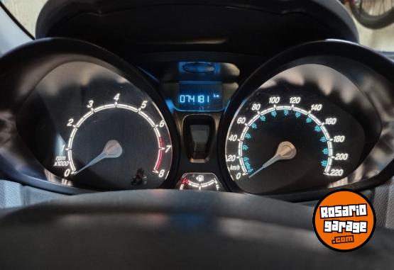 Autos - Ford FIESTA SE 2015 Nafta 74200Km - En Venta