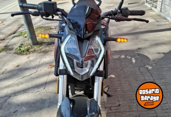 Motos - Benelli 251 S 2024 Nafta 4000Km - En Venta
