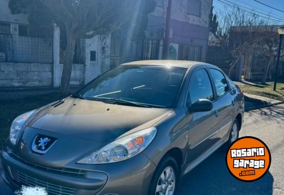 Autos - Peugeot 207 2012 Nafta 82000Km - En Venta