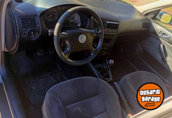 Autos - Volkswagen GOLF 1.6 2005 Nafta 185000Km - En Venta