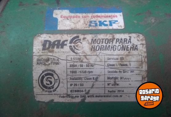 Herramientas - Dos motores de hormigoneras usados - En Venta