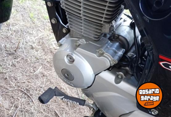 Motos - Honda Titan 2020 Nafta 14900Km - En Venta