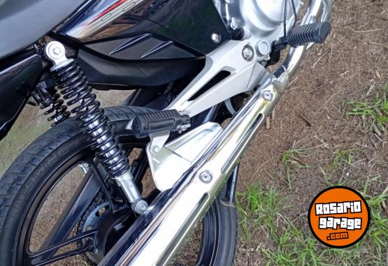 Motos - Honda Titan 2020 Nafta 14900Km - En Venta