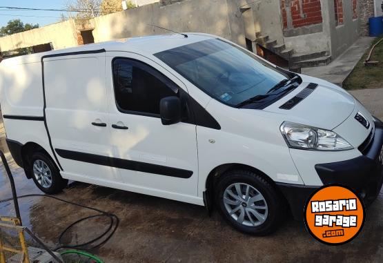 Utilitarios - Peugeot Expert 1.6 hdi 2011 Diesel 240000Km - En Venta