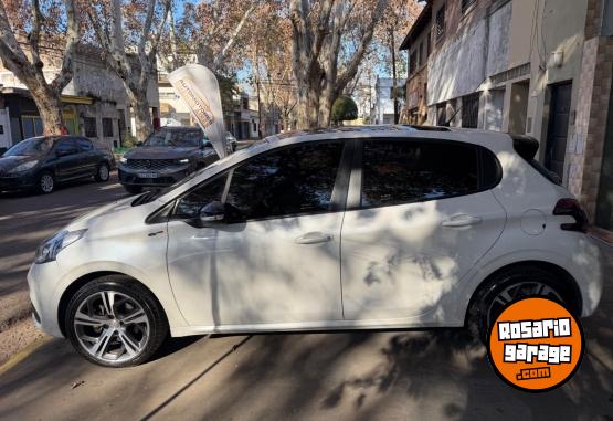Autos - Peugeot 208 gt 2016 Nafta 42000Km - En Venta