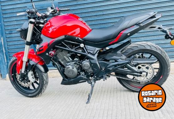 Motos - Benelli 302s 2023 Nafta 9000Km - En Venta