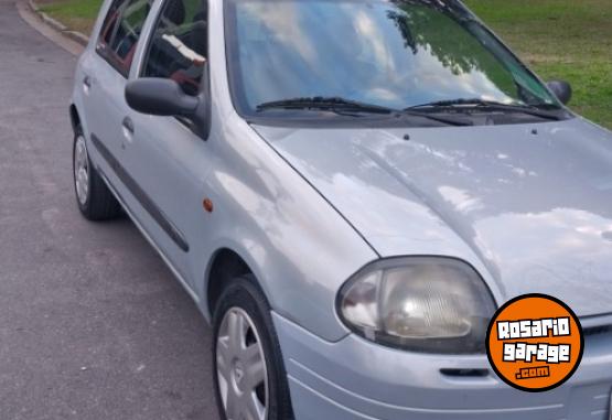 Autos - Renault Clio nafta titular impeca 2001 Nafta 160000Km - En Venta