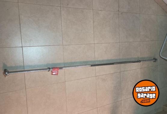 Deportes - Excelente Barra Recta Cromada Maciza con Topes a Rosca Marca Randers Como Nueva - En Venta