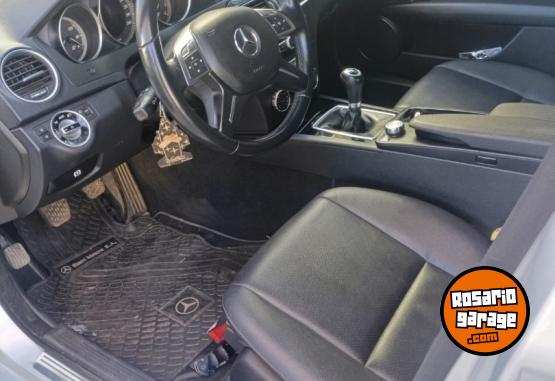 Autos - Mercedes Benz C200 2012 Nafta 90000Km - En Venta