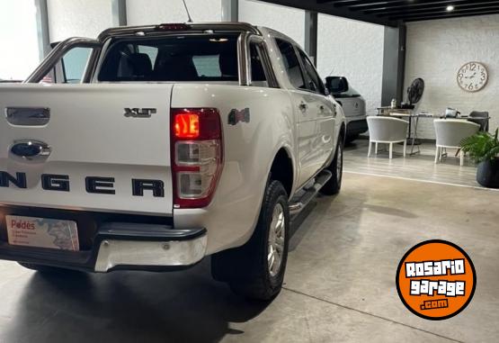 Camionetas - Ford RANGER XLT 2020 Diesel 132000Km - En Venta