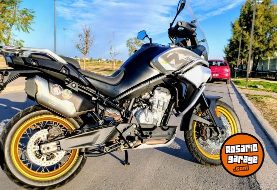 Motos - CF 800 MT Touring 2023 Nafta 28000Km - En Venta