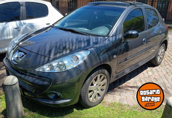Autos - Peugeot 207 2011 GNC 69000Km - En Venta